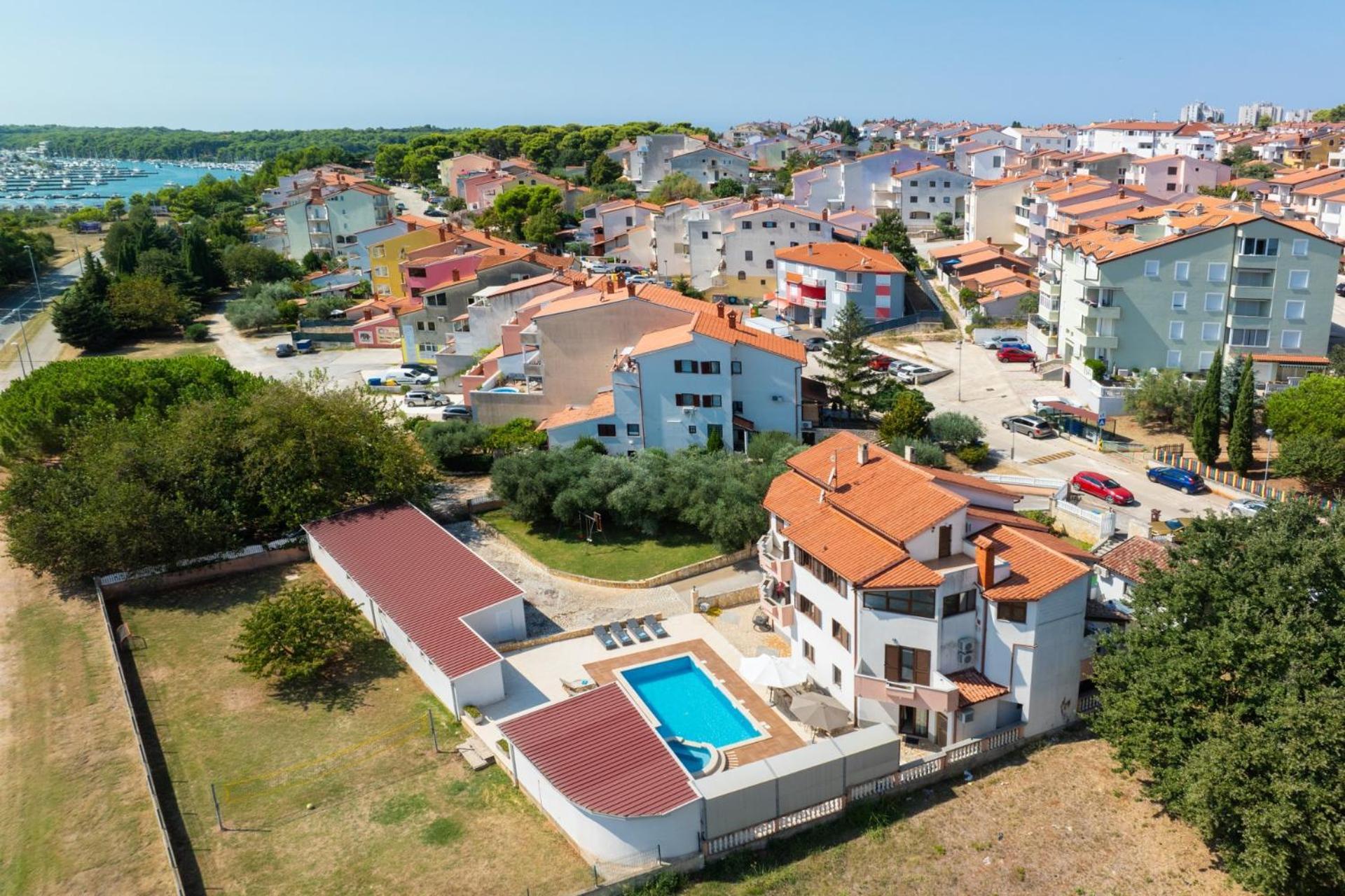 Lealeana In Pula,istrien Villa *