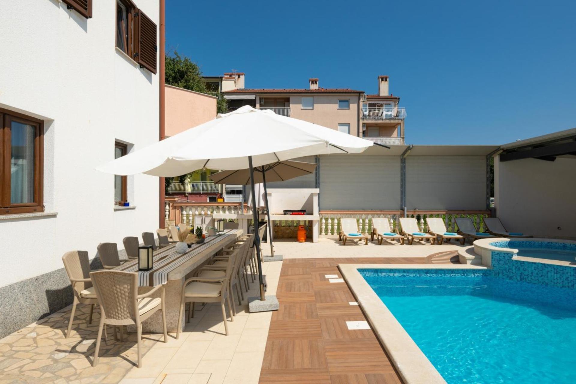 Lealeana In Pula,istrien Villa